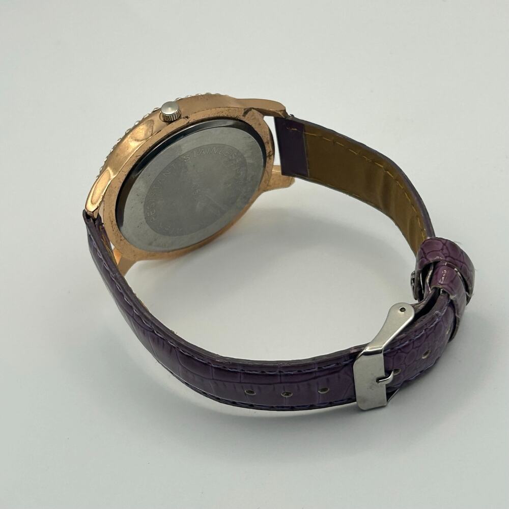 Gogoey Women’s Quartz Watch with a Purple Strap & Crystal-studded Bezel - Picture 5 of 8